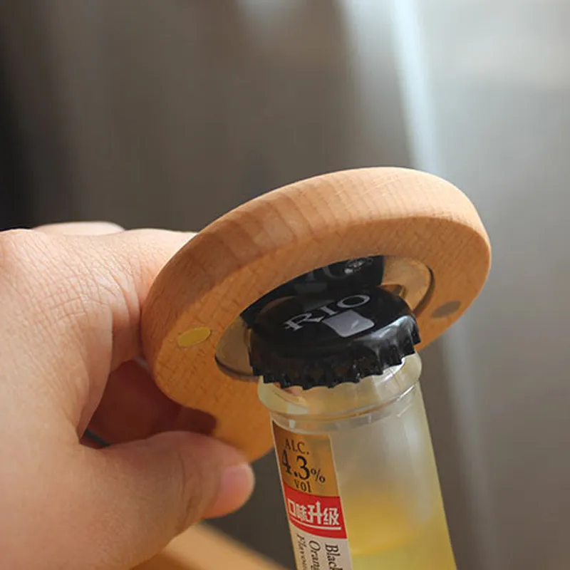 Party Favor Pan kształt bambusowy drewniany otwieracz do butelek z uchwytem Coaster Lodówka Magnes Decoration Otwieracz do butelek Piwo Darmowe wygrawerowanie logo