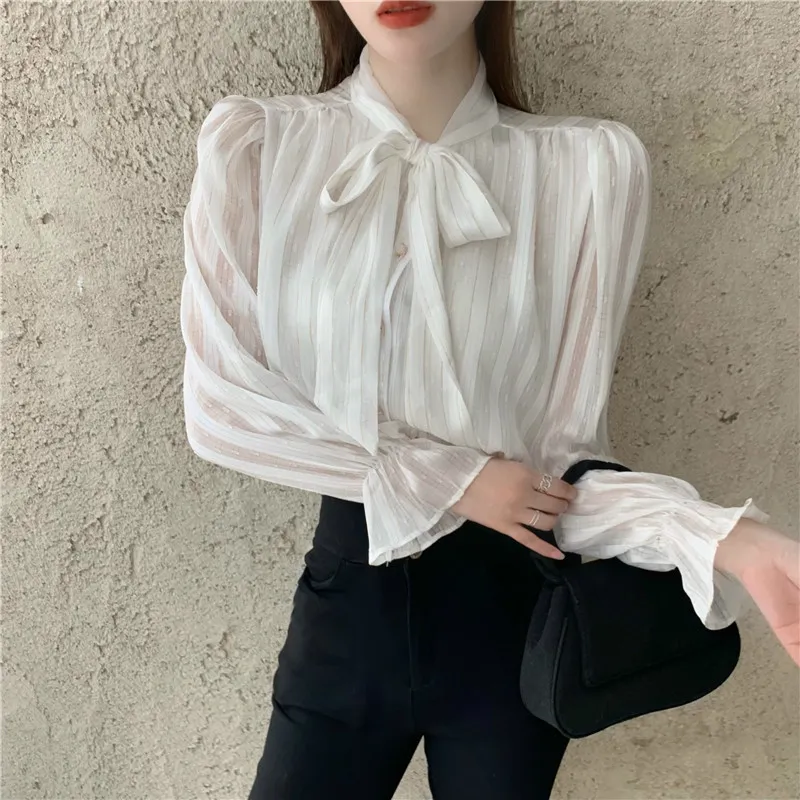 Ezgaga chemises à lacets femmes coréen élégant nœud à manches longues printemps nouvelle mode doux Blouse bureau dame rayure hauts amples 210430