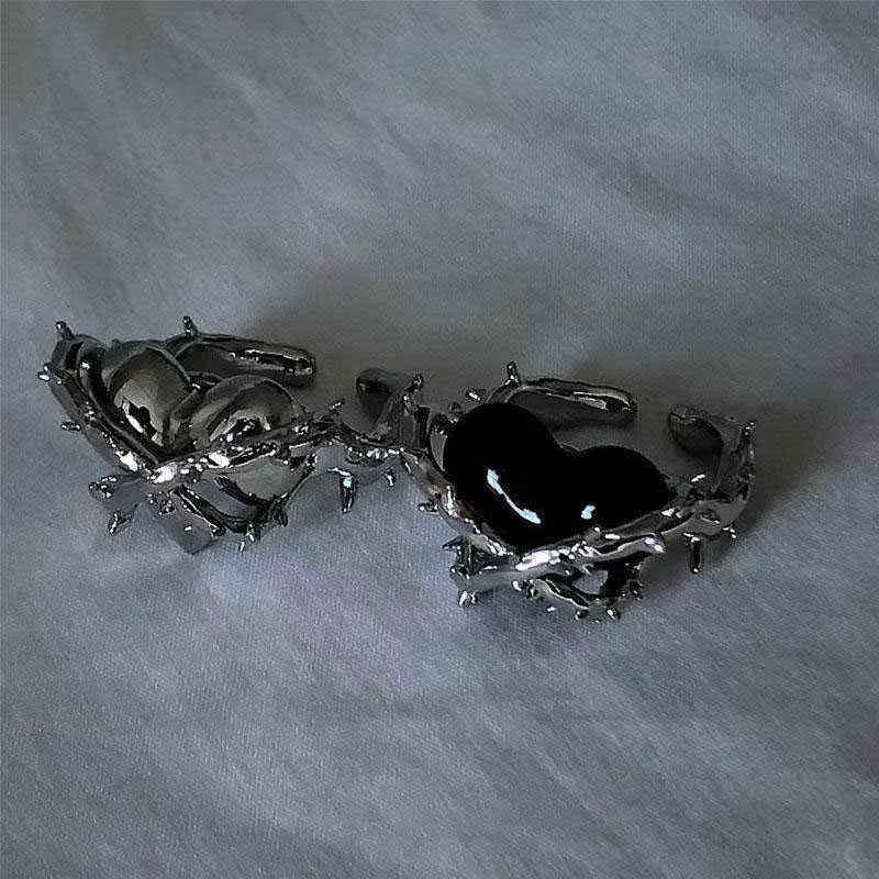 Nouvelle mode créative Punk gothique épines amour coeur anneau Vintage ouvert anneaux pour femmes fête bijoux cadeaux Halloween vente entière G1125