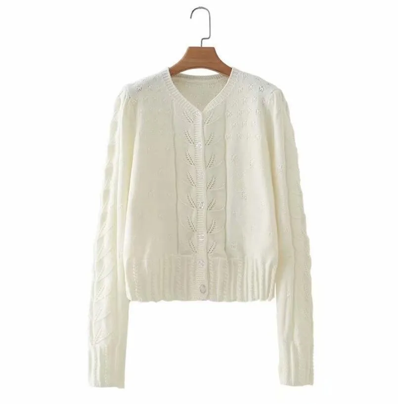 Donne vintage Cardigan lavorato a maglia Francia Stile Hollow Out Cream Twist Maglione manica lunga manica lunga 210429