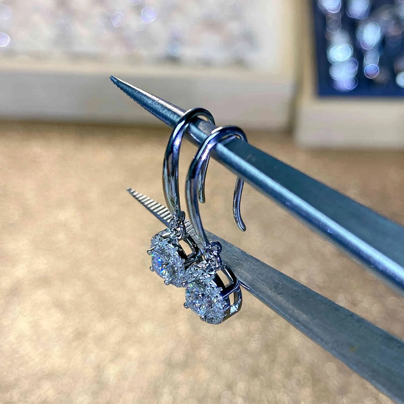 Oreni di moissanite Gioielli Diamond Totale 0,6/1/2CT Rhodium d'argento placcato il regalo la festa di matrimonio di fidanzamento delle donne