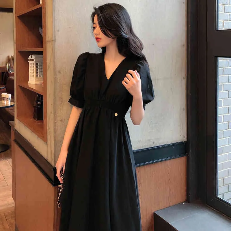Ezgaga Korean Fashion Puff Short Sleeve Vintage Dress Women Summer New V-Neck Chic Solid Slim Black High Waist Vestidos 210430