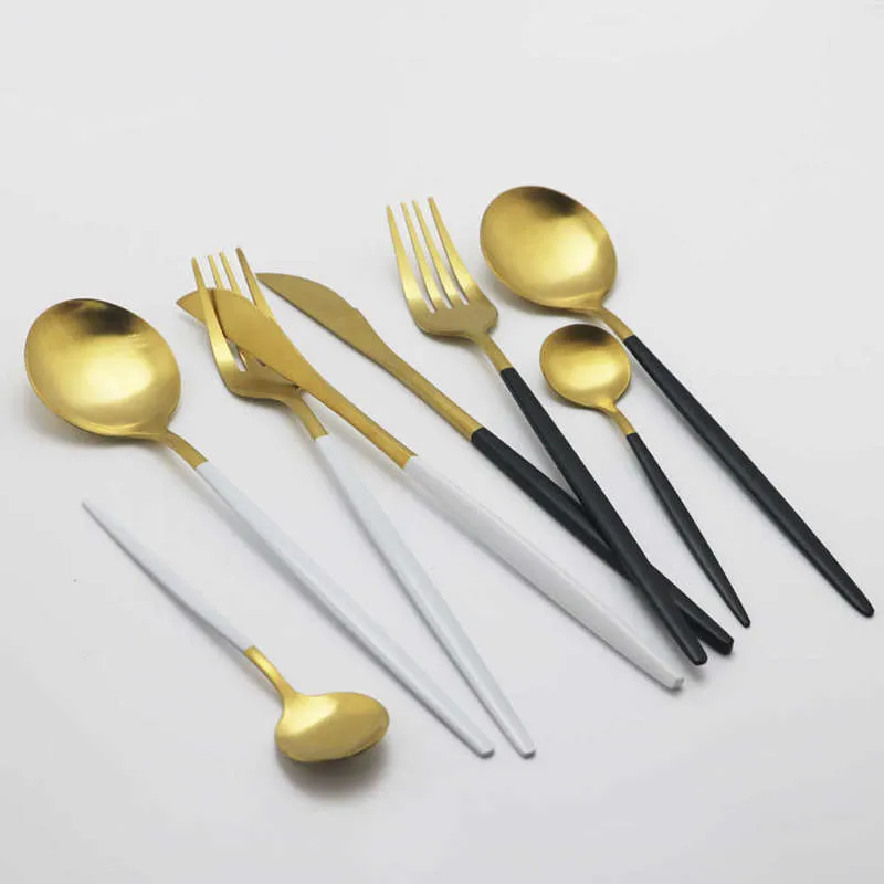 30st Vit guld bestick set matt knivsked gaffel porslin rostfritt stål dinnerware kök bestick svart 210928