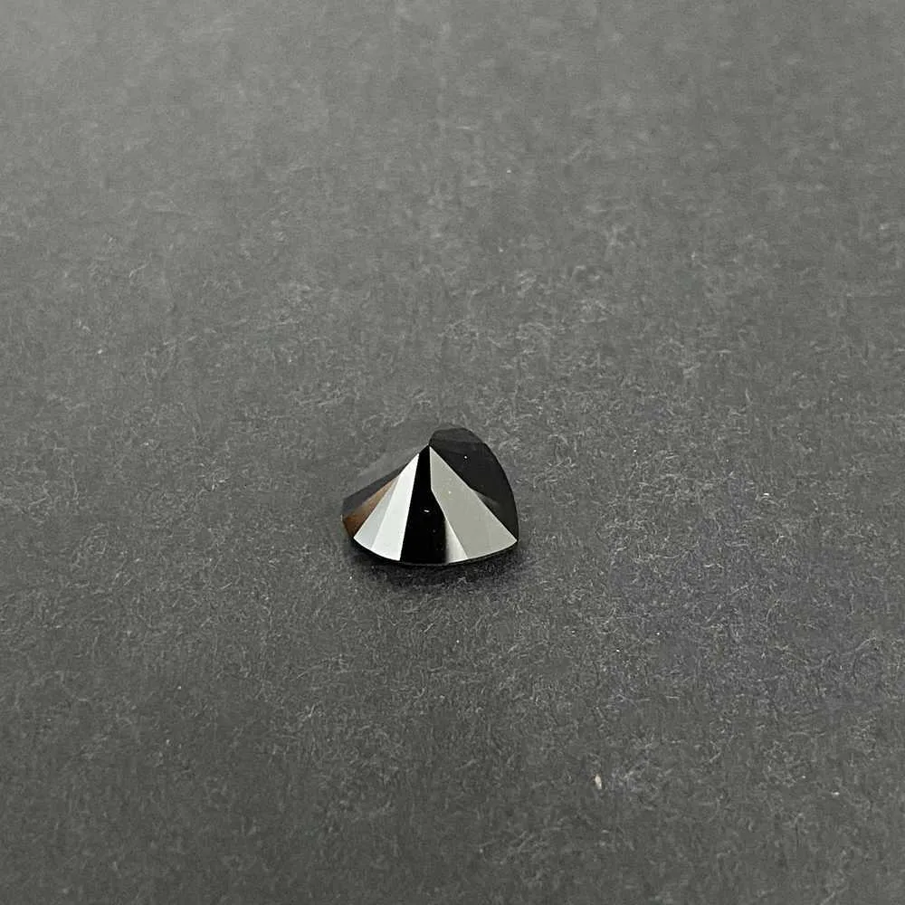 Pietre preziose di diamanti Moissanite coltivate in laboratorio a forma di cuore di colore nero speciale su slae la creazione di gioielli H1015