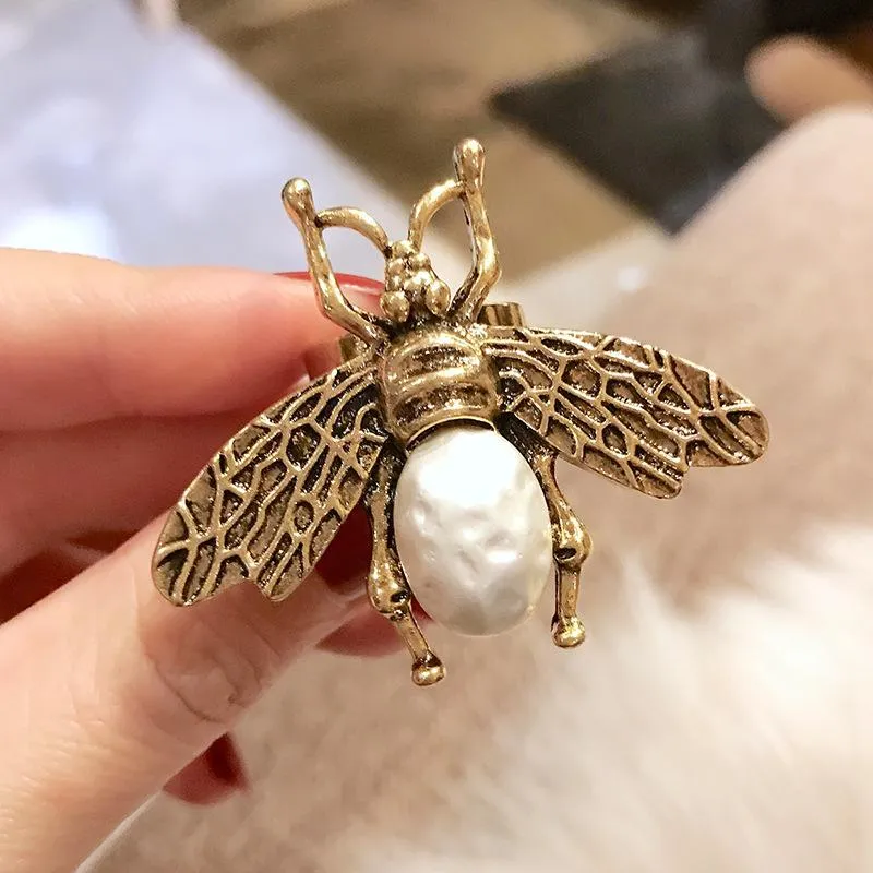 Trouwringen Vintage Antiek Goud Insect Opening Mode Chic Imitatie Parel Metaal Bijen Wijsvinger Verklaring Sieraden Voor Vrouwen228l