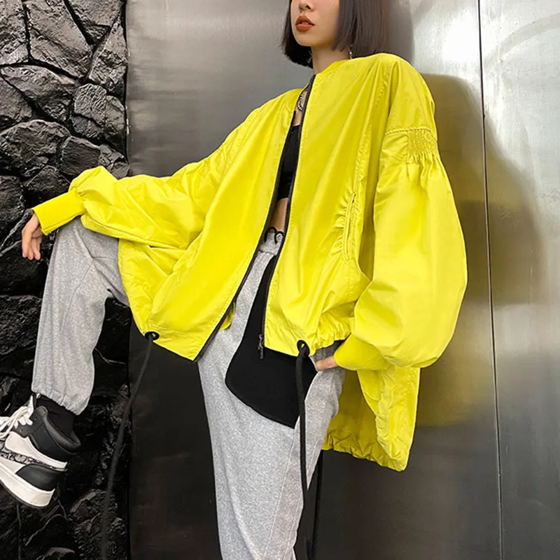 [EAM] Loose Fit Yellow Big Size Cool Kurtka Stojak Kołnierz Z Długim Rękawem Kobiety Płaszcz Moda Wiosna Jesień 1DD6548 210512