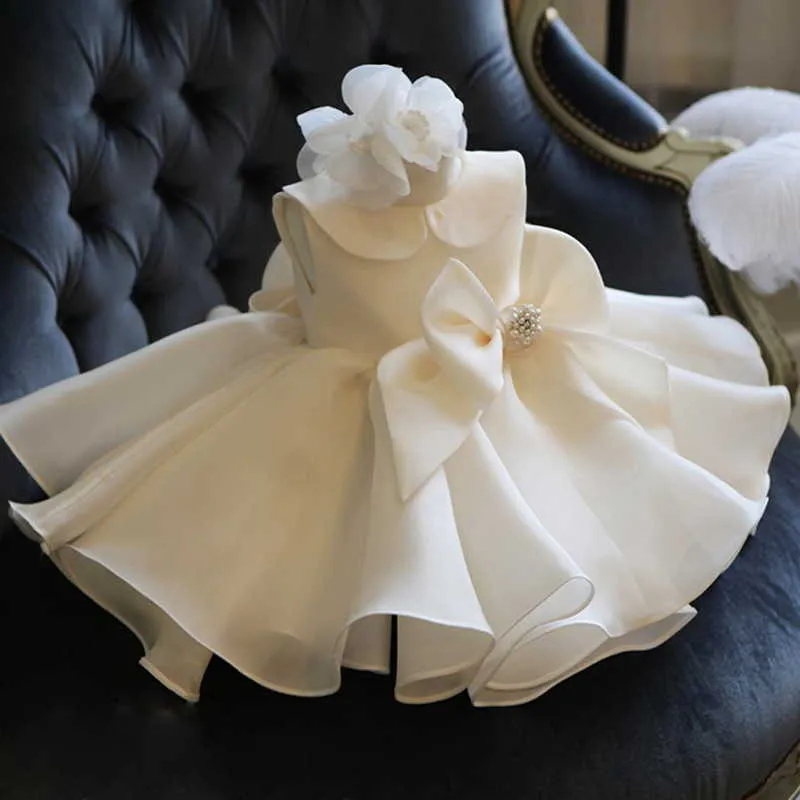 Zomer tieners meisje feestjurk witte parels boog mouwloze prinses jurken bruiloft piano Voer kinderdag E01 210610 uit