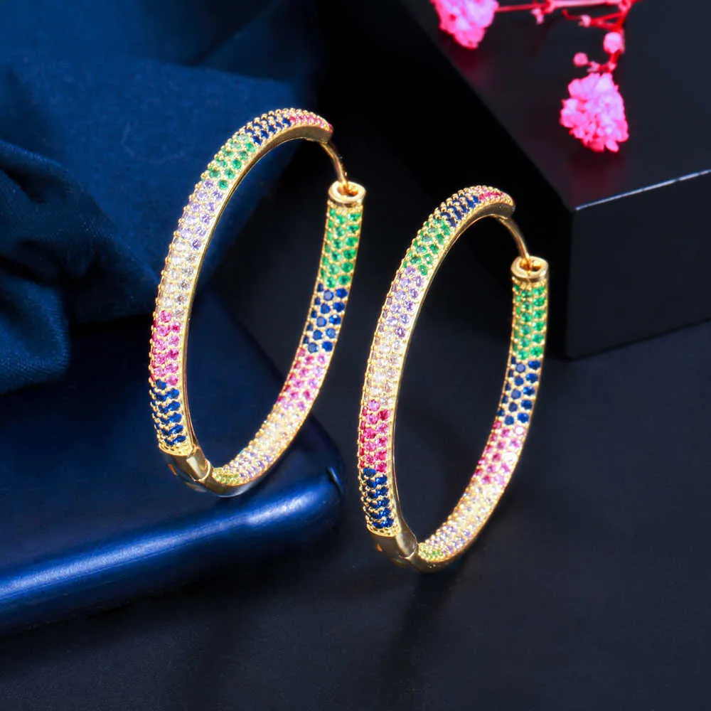 Trendy Two Tones Rainbow Cubic Zirconia Circle Round Hoop Earrings for Women Jewelry Hip Hop Pendientes Mujer CZ8 210714