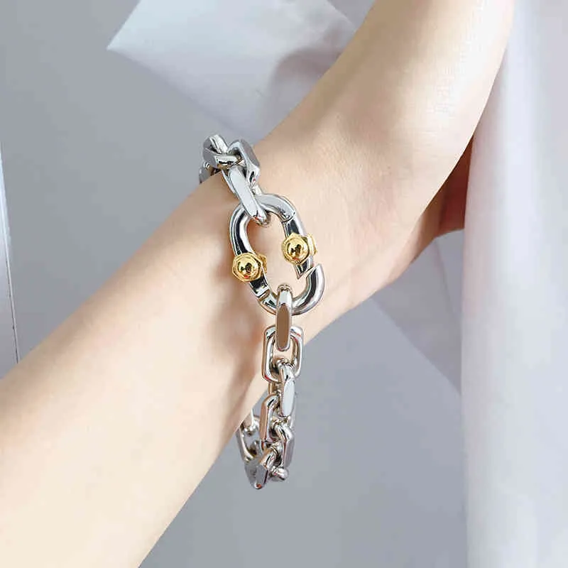 Japanese Korean luxury jewelry men and women cuff bracelets stainless steel high quality upper arm bracelet 2020 chain designer