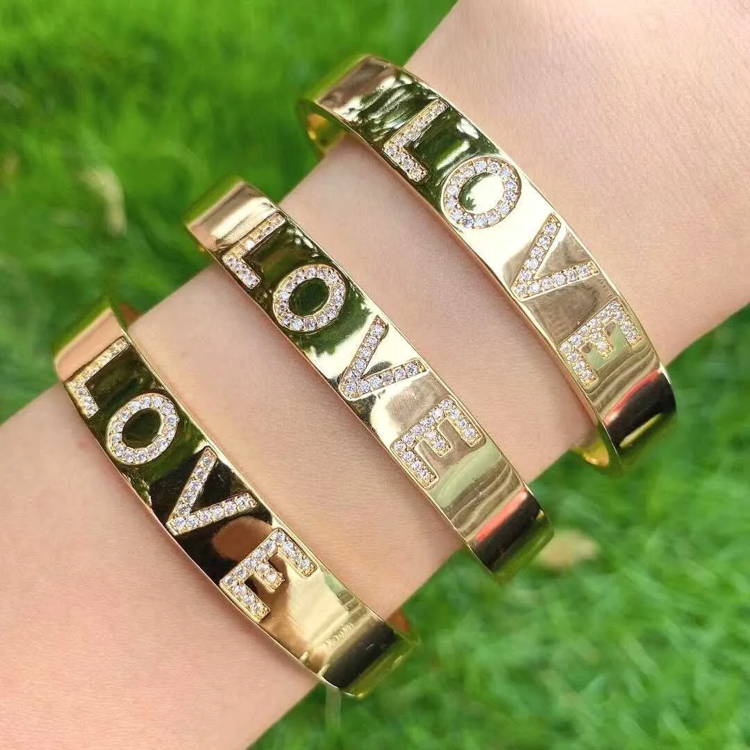 métal CZ pavé or lettre bracelet manchette personnalisé plat large bracelet cadeau pour fille amie amitié Luckey mode Q0720