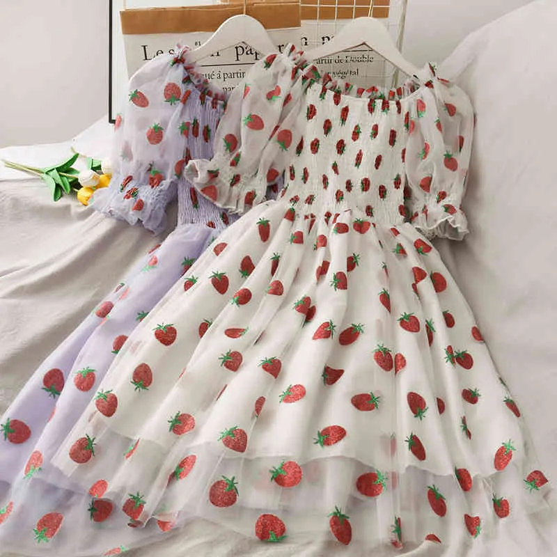 Kimutomo filles robe fraises imprimer doux Style frais femme Slash cou taille haute maille plissé Vestidos Kawaii 210521