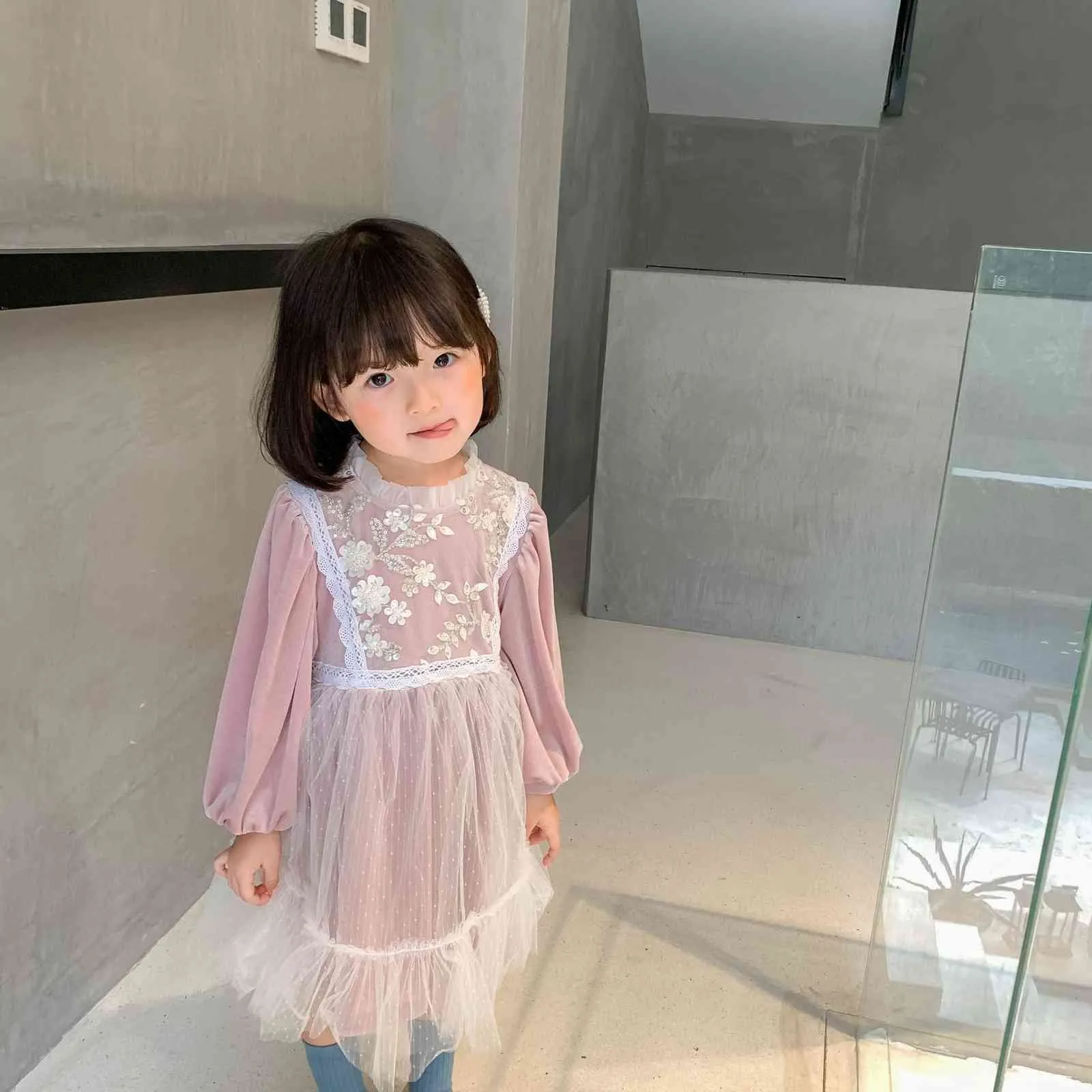 Jesień Cute Baby Girls Velvet Mesh Princess Dresses 1-6 lat Girl Fashion Party Dress 210508