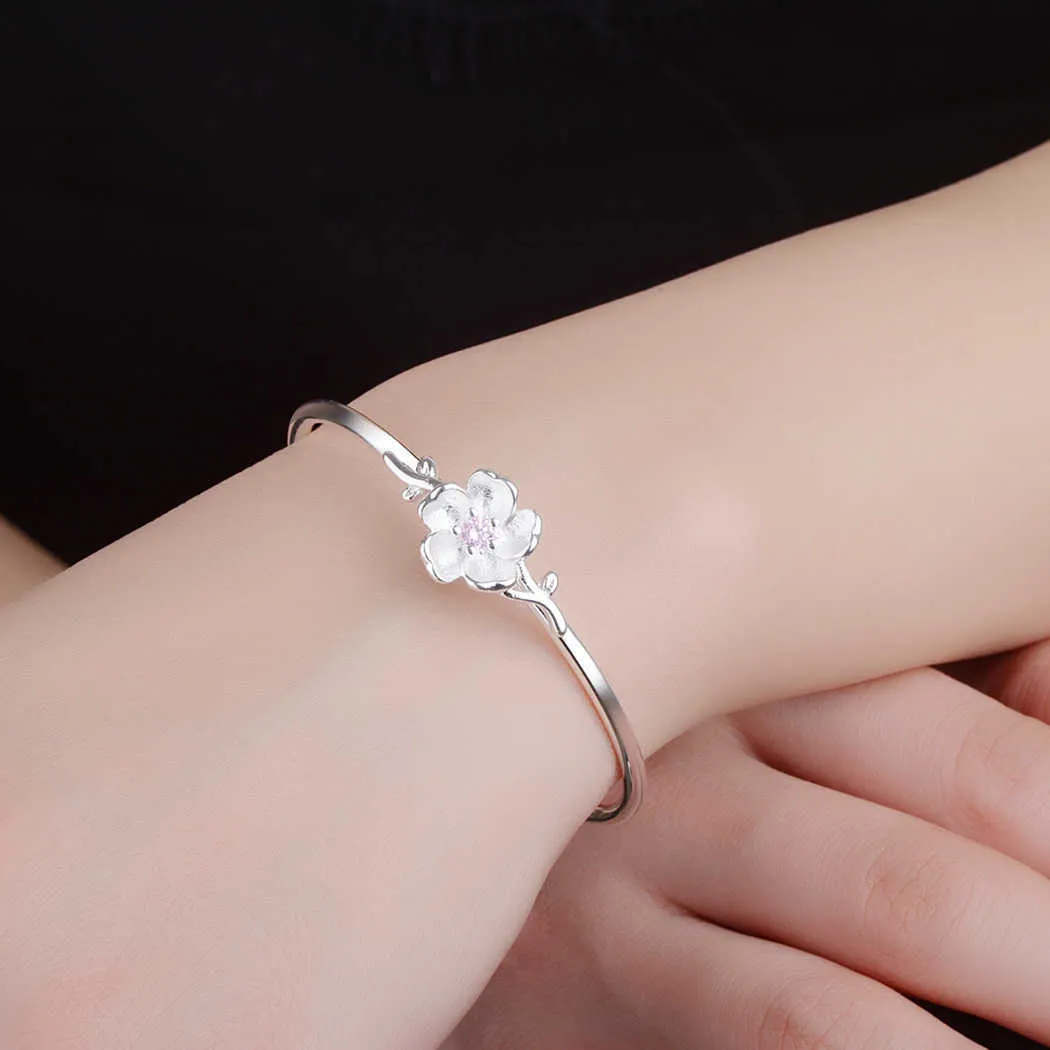 Todorova Koreansk modeblomma Armband Femme Rosa Lila Crystal Cherry Blossom Charm Bangles För Kvinnor X0706