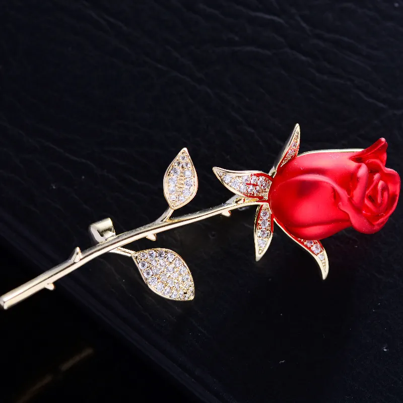 Okily Rose Brosch Elegant temperament Pin Valentins mors daggåva Blomblommarklänning Cheongsam Tillbehör