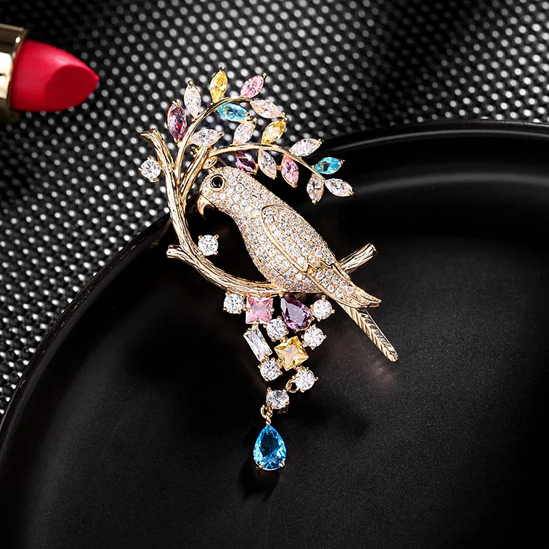 SINZRY decorative jewelry cubic zircon bling CZ parrot creative sweater brooch pin for women