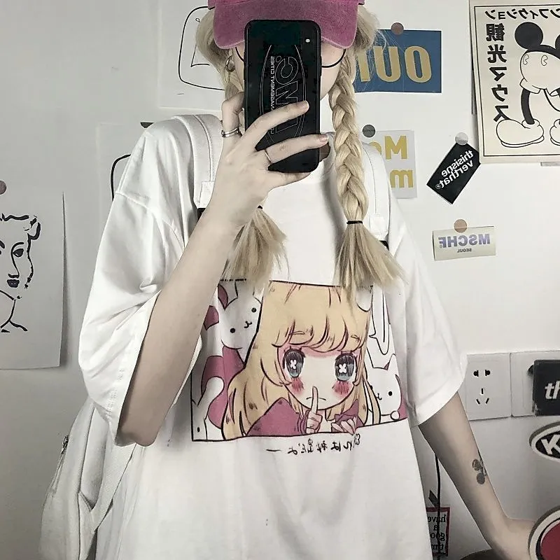 Anime Girl Image Drukuj Kobiety Topy Tshirts Koreański Styl Koszulki Lato Słodki Moda T Shirts Preppy Para Ubrania O-Neck Tee Y0508