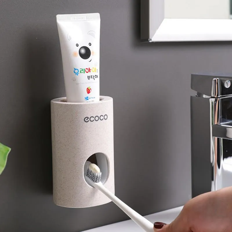 Dispenser automatico di dentifricio Porta spazzolino antipolvere Spremiagrumi a parete bagno in paglia di grano