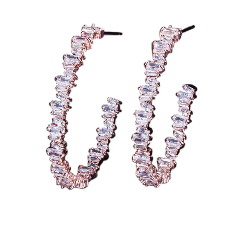 مصمم قرط الطوق الفاخر للمرأة 925 الفضة Post AAA Zirconia Copper Jewelry Rose Rose Plated CZ CZ Firms W2786