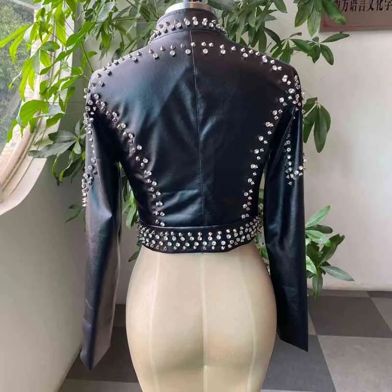 Women Slim PU Leather Jacket Rivet Zipper Long Sleeve Punk Gothic Young Girl Autumn Short Coat Fashion Winter Motorcycle Jackets 211215