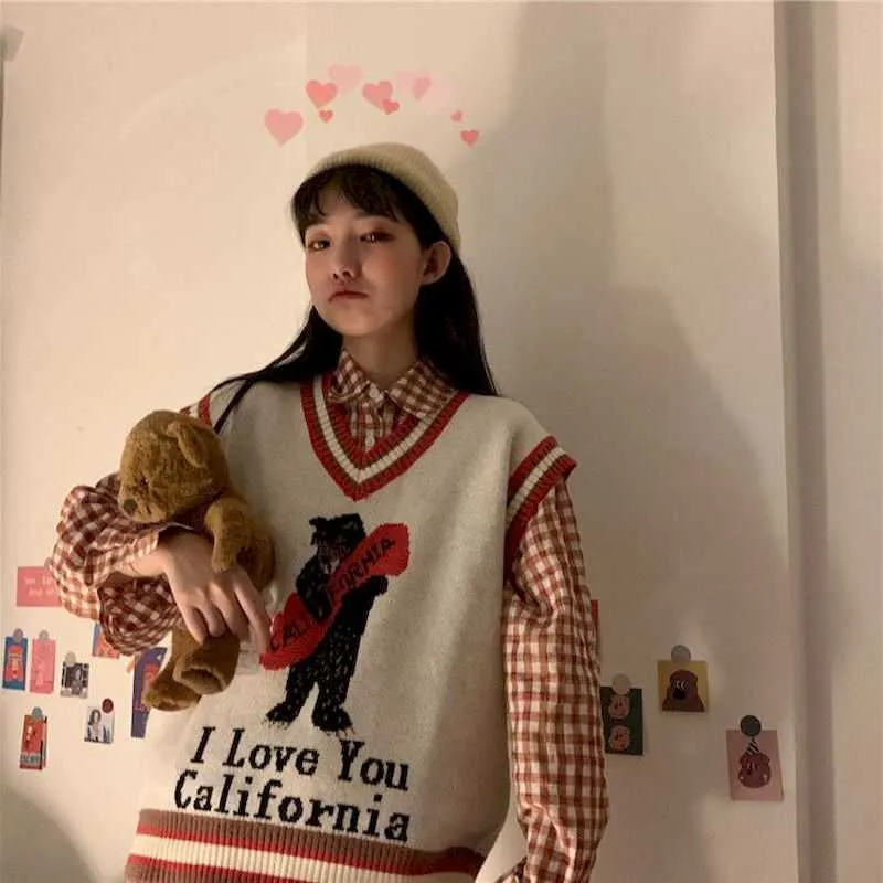 Autumn three-piece fun bear V-neck knitted sweater + plaid shirt casual pants female student spring and autumn suit age re 210526