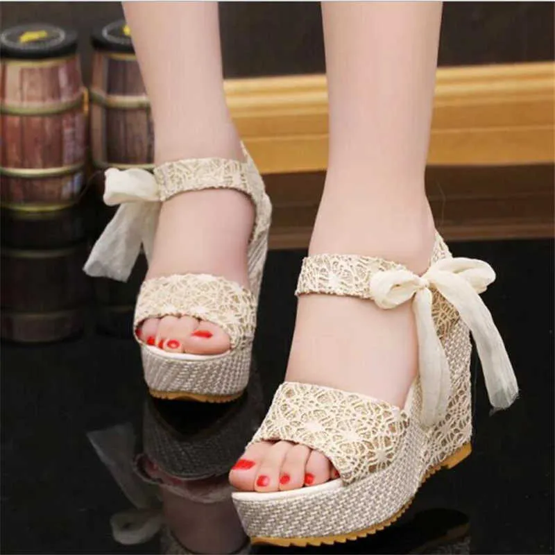 Lace Shoes Gladiator Women 2021 Summer Sweet Flowers Buckle Open Toe Wedge Sandals Floral high-heeled Shoes Platform Sandals Y0721