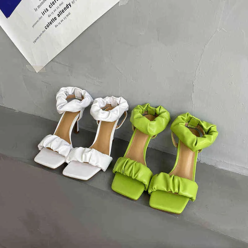 Sandaler Mode Kvinnor Öppna Toe Ankelband Tunna Högklackat Svart Beige Vit Grön 2022 Nya Klädpumpar Storlek 35-39 220121
