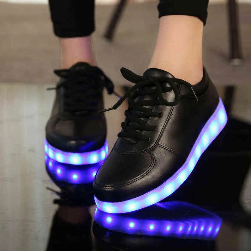 Taglia 27- Adult Unisex WomensMens i Kid Sneakers luminose Incandescente Carica USB Ragazzi LED Scarpe Ragazze Calzature Pantofole 220115