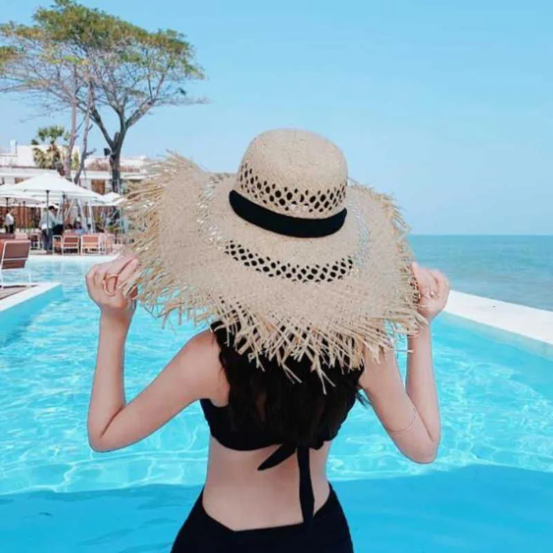 Raffia Big Brim Beach Hats For Women Wide Brim Sun Hat Ladies Hollow Breathable Summer Cool Straw Hat Whole354r