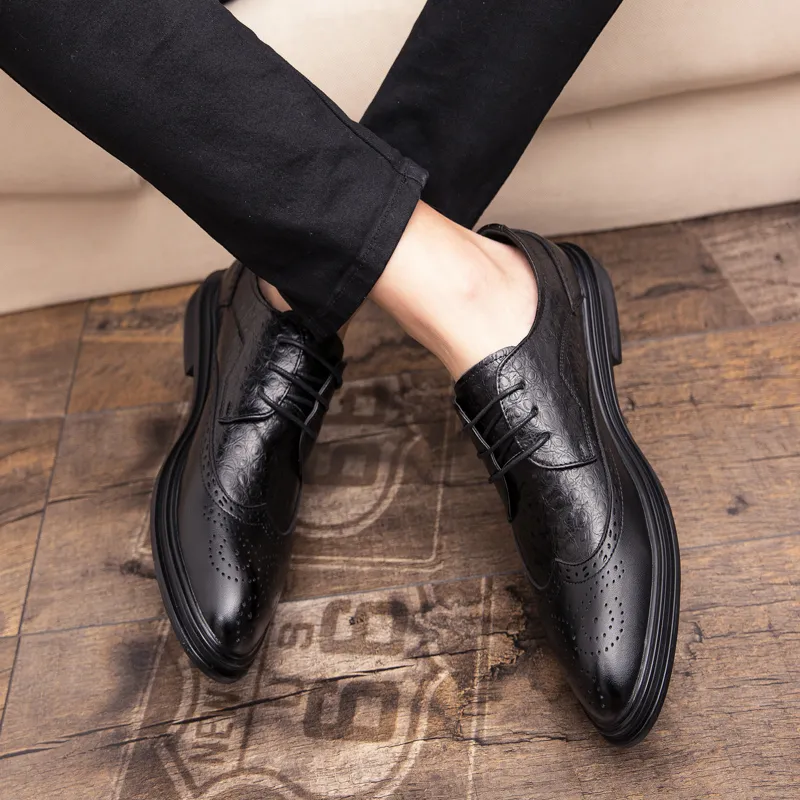 Fashion Flat Wear-resistant Gentleman Shoes Men Casual Brand Non-slip Slippers High Quality Men's Bullock Formal