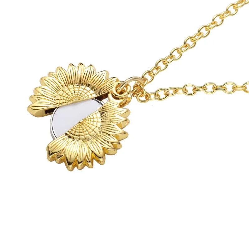 Pendant Necklaces Creative Sublimation Blank DIY Metal Retro O-chain Sunflower Gift For Friends Family319m