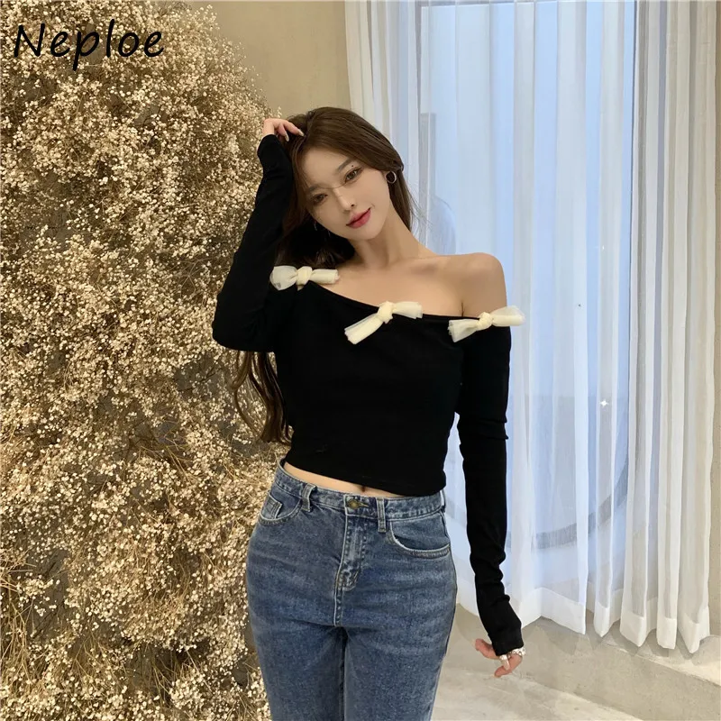 Neploe Sexy Slash Neck Schulter Trägerlose Bluse Frauen Mesh Bogen Design Langarm Blusas Sli Fit Velour Shirt Femme Frühling 210423