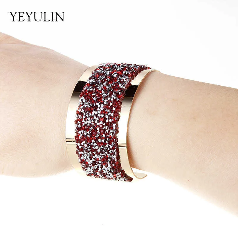 New Design Office Lady Crystal Gold Color Alloy Wide Cuff Bangles for Women Bracelet Jewelry Gift Q0719