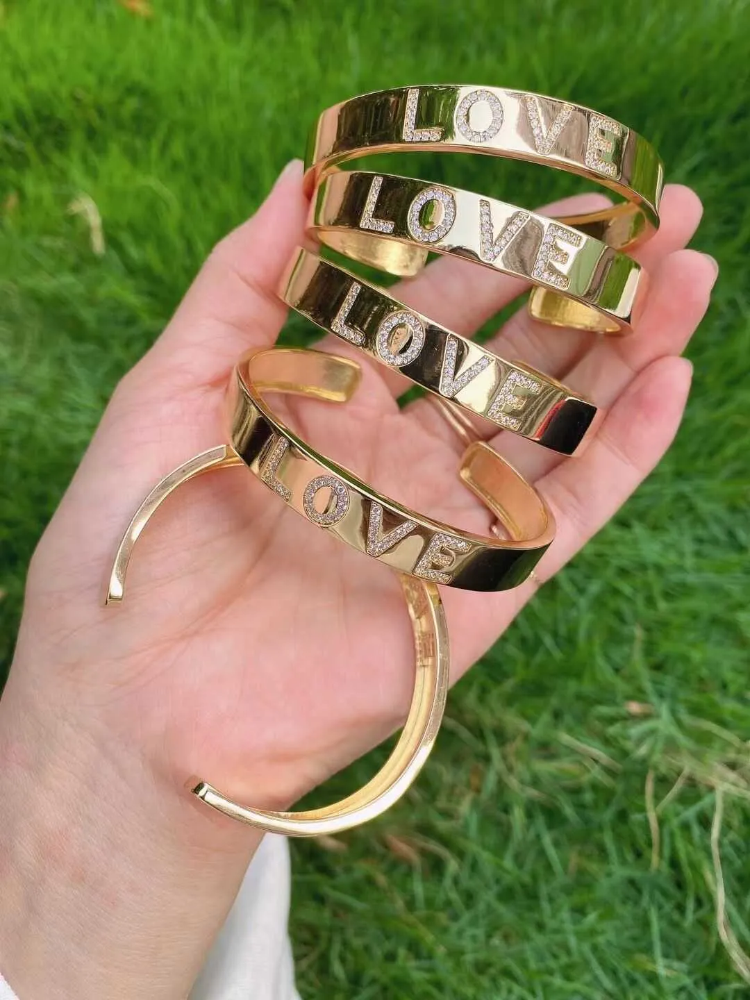 métal CZ pavé or lettre bracelet manchette personnalisé plat large bracelet cadeau pour fille amie amitié Luckey mode Q0720