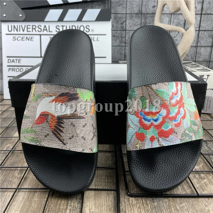 High Quality Mens Slippers Scuffs Slides Trendy Ladies Womens Summer Sandals Beach Slide Ladies Shoes Pattern Red Flower Tiger Bee Snake