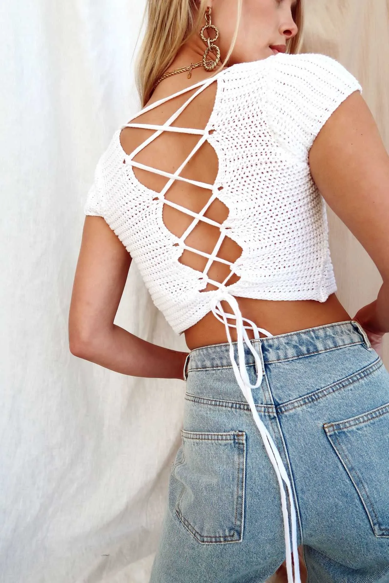 Women's Crop Top Knitted Vest 100% Cotton Summer Sexy Hollow Out Lacing Backless Cropped Tanks White Black Plain Y0824