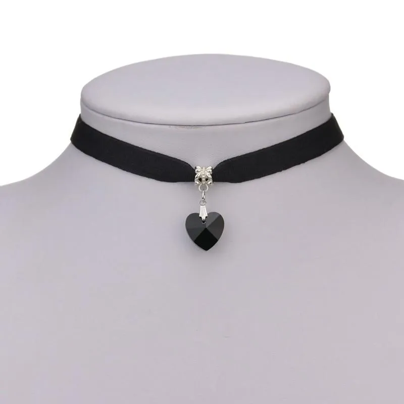 Модное женское бархатное колье с подвеской в виде сердца и кристаллов, ожерелья для ювелирных изделий, женское ожерелье с черной лентой, подарок на вечеринку, воротник, чокеры203m
