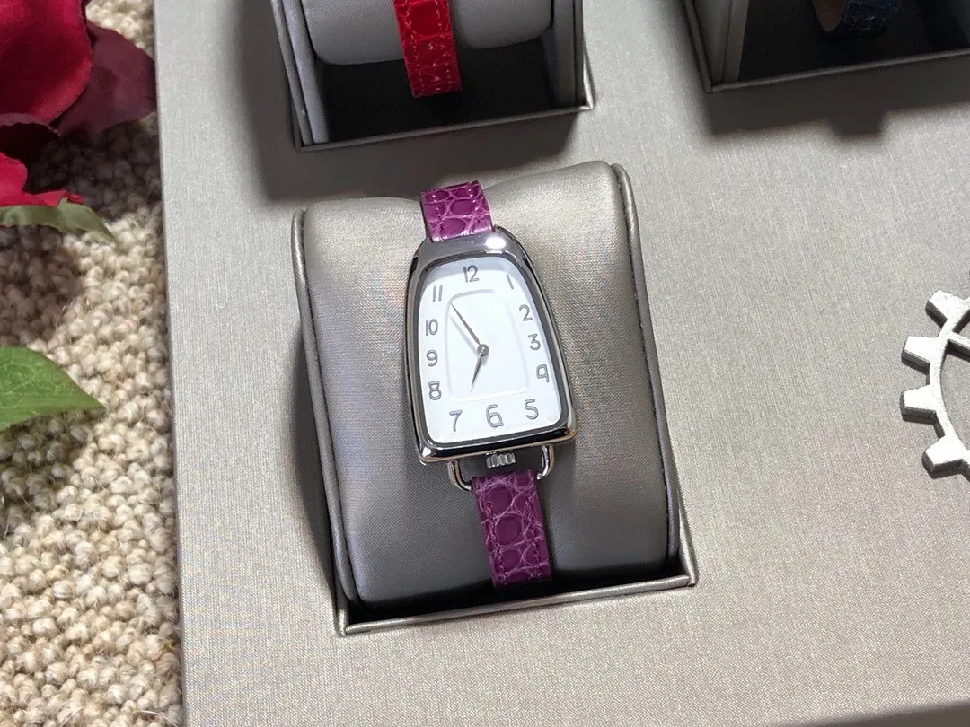 Mode Unique Arc Digital Dial Watch Ladies äkta läderbrev Logo armbandsur berömda varumärken kvinnor galop klockor6696627