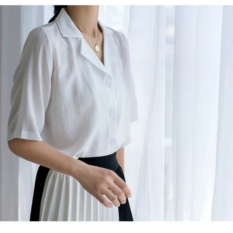Casual OL Style One Pocket Single Breasted Women White Shirts Turn-down Collar Female Blouses Tops Spring Summer 210514