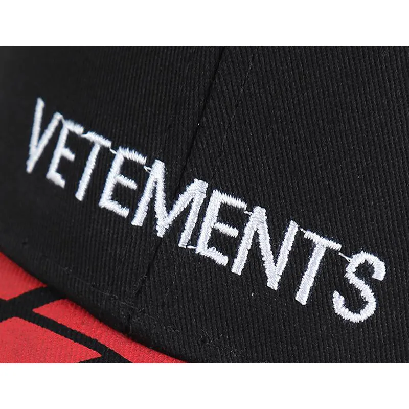 Vetements DHL Logo Beyzbol Kapakları 2020 Erkek Kadın İşlemeli Logo Vetements Şapkalar Kaliteli Yaz VTM Caps 3 Renk VTM HAT262M