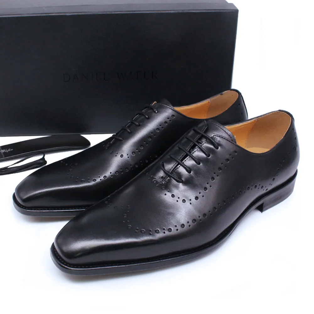 2022 Klassische Herren-Oxford-Kleidschuhe aus echtem Leder, Brogue mit Flügelspitze, Schnürung, Schwarz, Braun, Büro, Business, formelle Schuhe für Herren