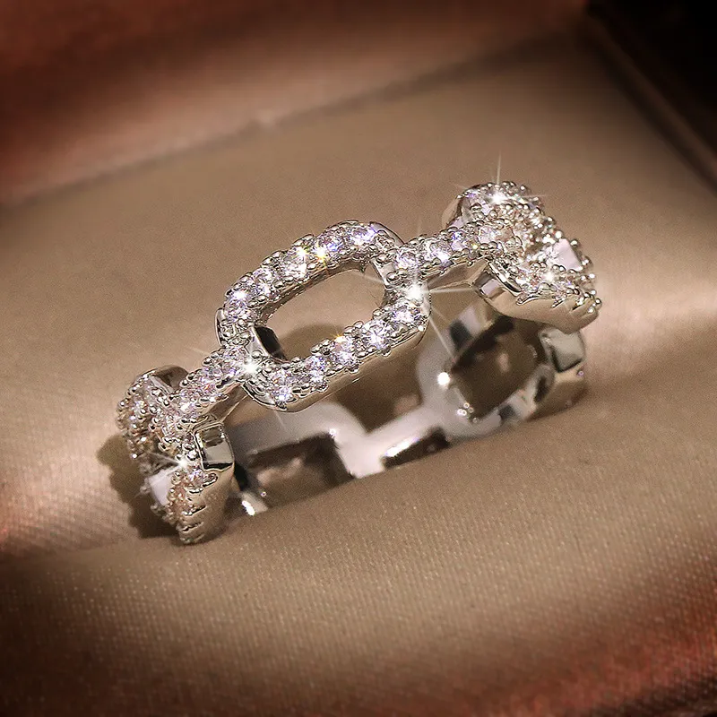 Moda biżuteria ślubna 100% 925 srebro pierścionki Pave biały szafir CZ diamentowy łańcuszek kobiety luksusowy zespół palec serdeczny RA0996