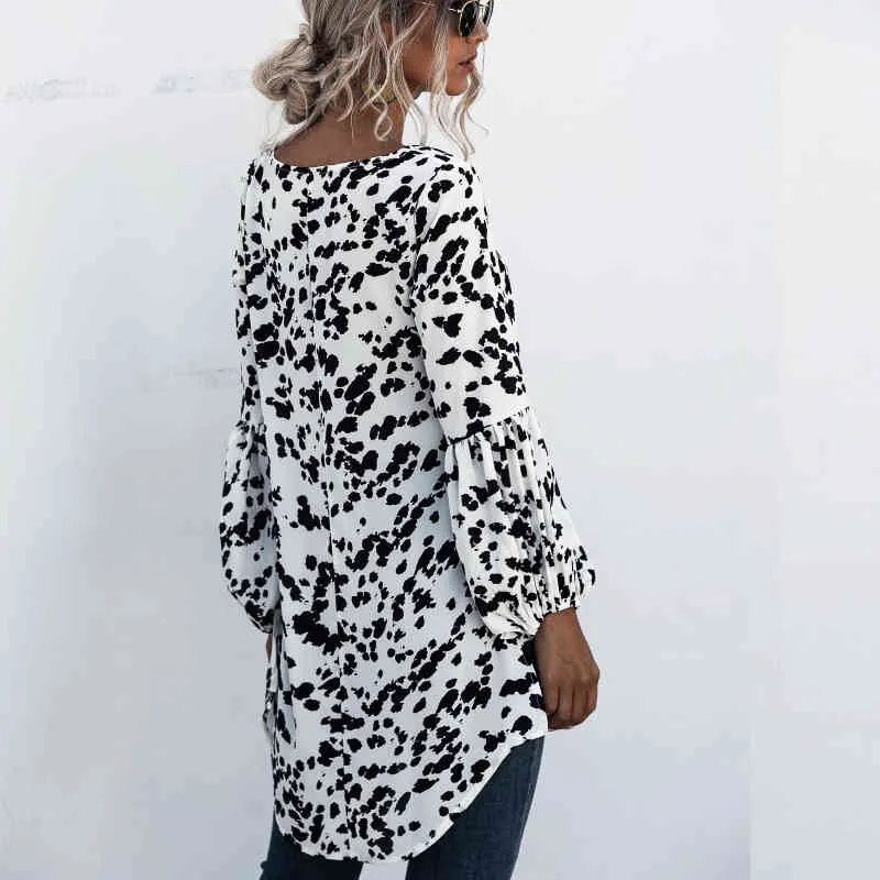 女性のシャツの夏の女性トップスエレガントなレトロなヒョウのVネッククロスレースの印刷されたスプリット不規則トップシャツレディースブラウス210514