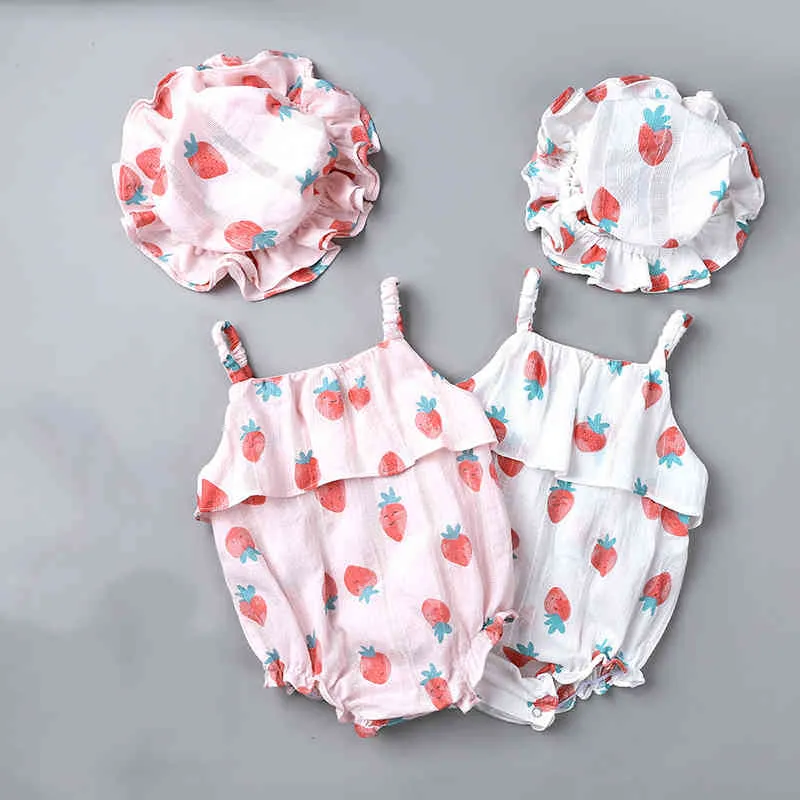 Sommar ärmlös baby kläder kvinnlig jordgubbe tryckta sling romer bomull jumpsuit + fri hatt 210515