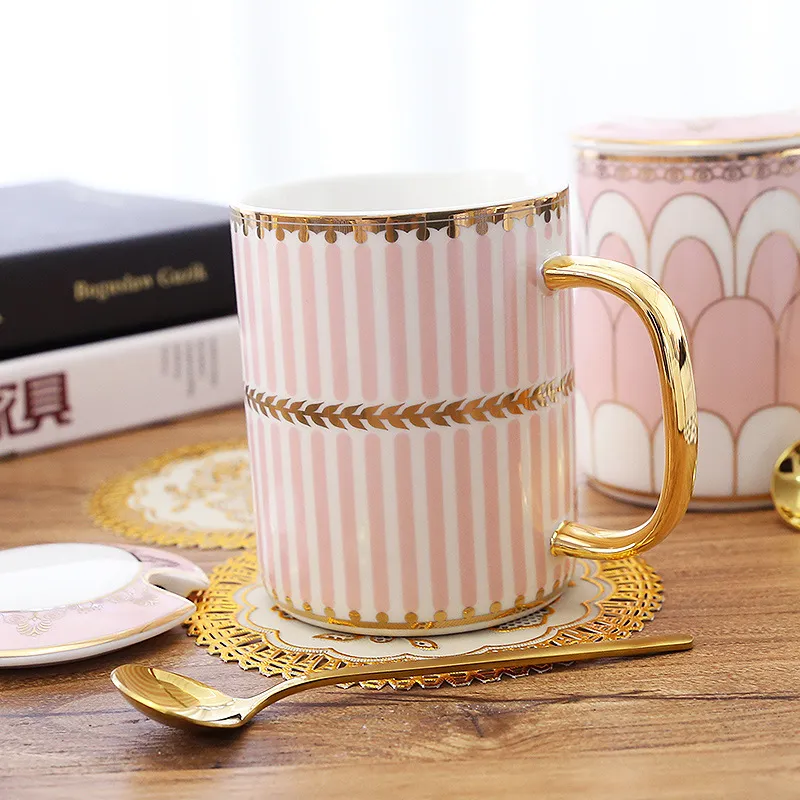 Ceramic Mugs British Light Luxury Cafe Cup Living Room Office Porcelain Tea Mug With Gold Handle Whole296m