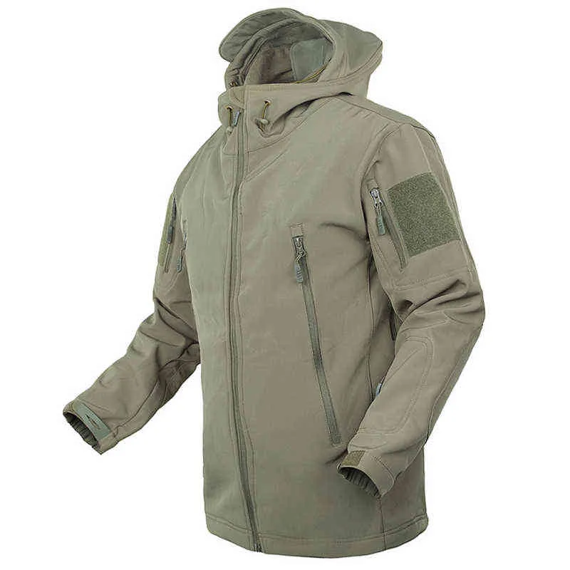 Pelle Soft Shell Giacca tattica militare da uomo Giacca a vento impermeabile Cappotto invernale caldo Camouflage con cappuccio Camo Abbigliamento militare 2201126848345