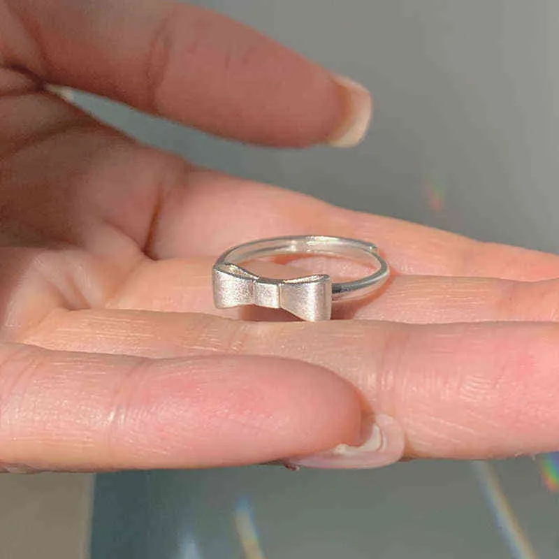 Kvinnors 925 Silver Lovely Bowknot Ring Entry Lux Ins Enkel Stil Senior Sense Justerbar Ring Mode Söt Söt Smycken G1125
