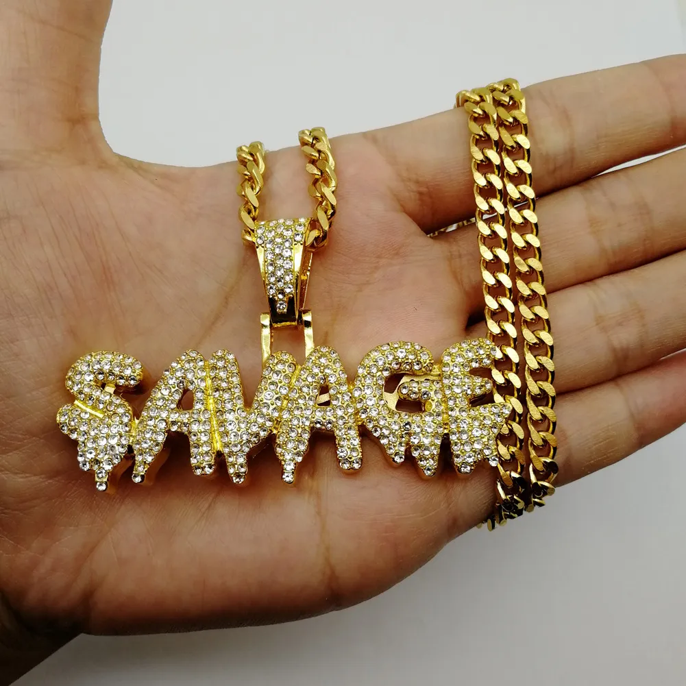 Collares pendientes Letras especiales Collar de hip-hop salvaje Cadenas cubanas Diseño experto Calidad Último estilo Estado original