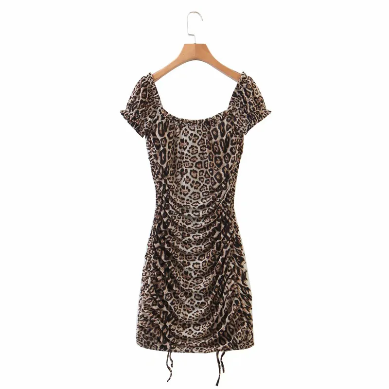 Summer Women Sexy Leopard Dress Short Sleeve High elastic bust Pleated Pencil es Female Street Mini Sheath Cloth 210513