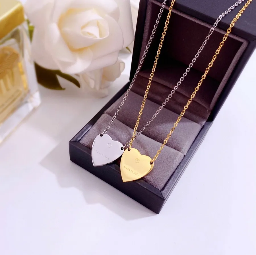 Europe America Fashion Jewelry Sets Women Lady Titanium steel 18K Plated Gold Earrings Necklaces Sets With G Letter Heart Pendant235y