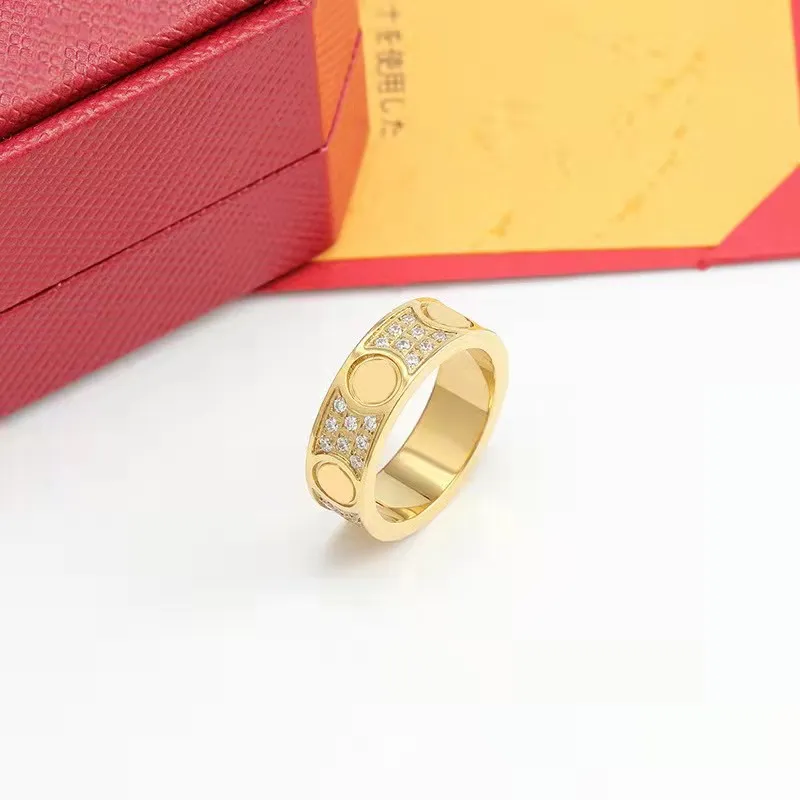 Modna Kobiety Pierłdy ślubne Wysokiej jakości 316L Tytanium Steel Biżuteria Europejska Nowa miłość diamentowe pierścienie 223s